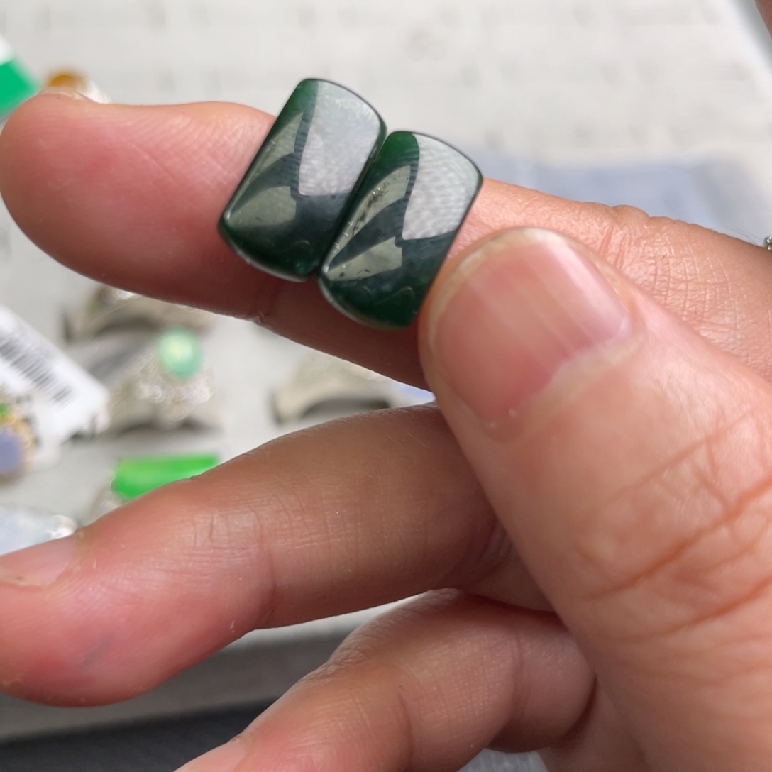 翡翠戒指未镶嵌缅甸天然翡翠戒指