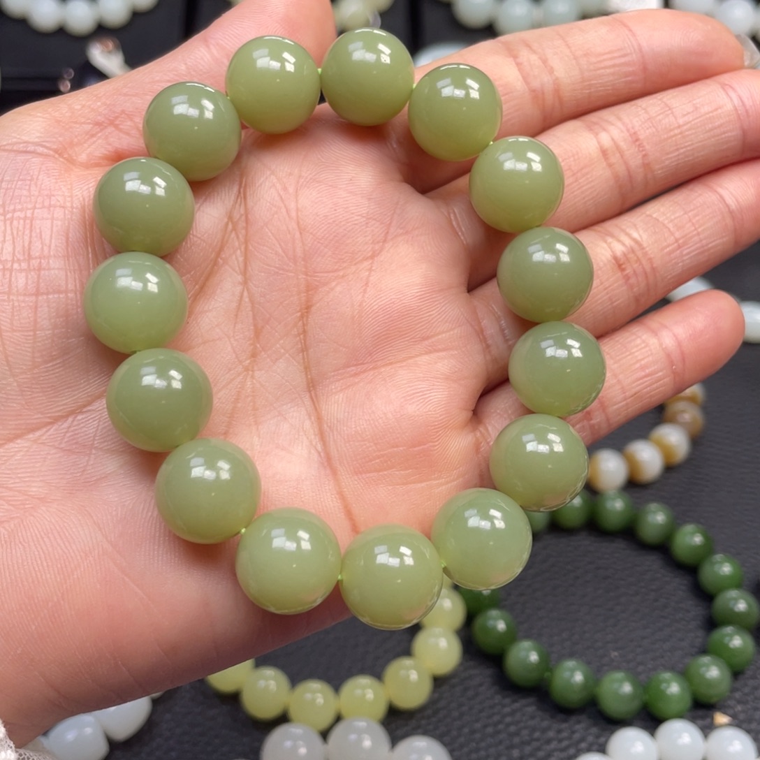 和田玉未镶嵌手链