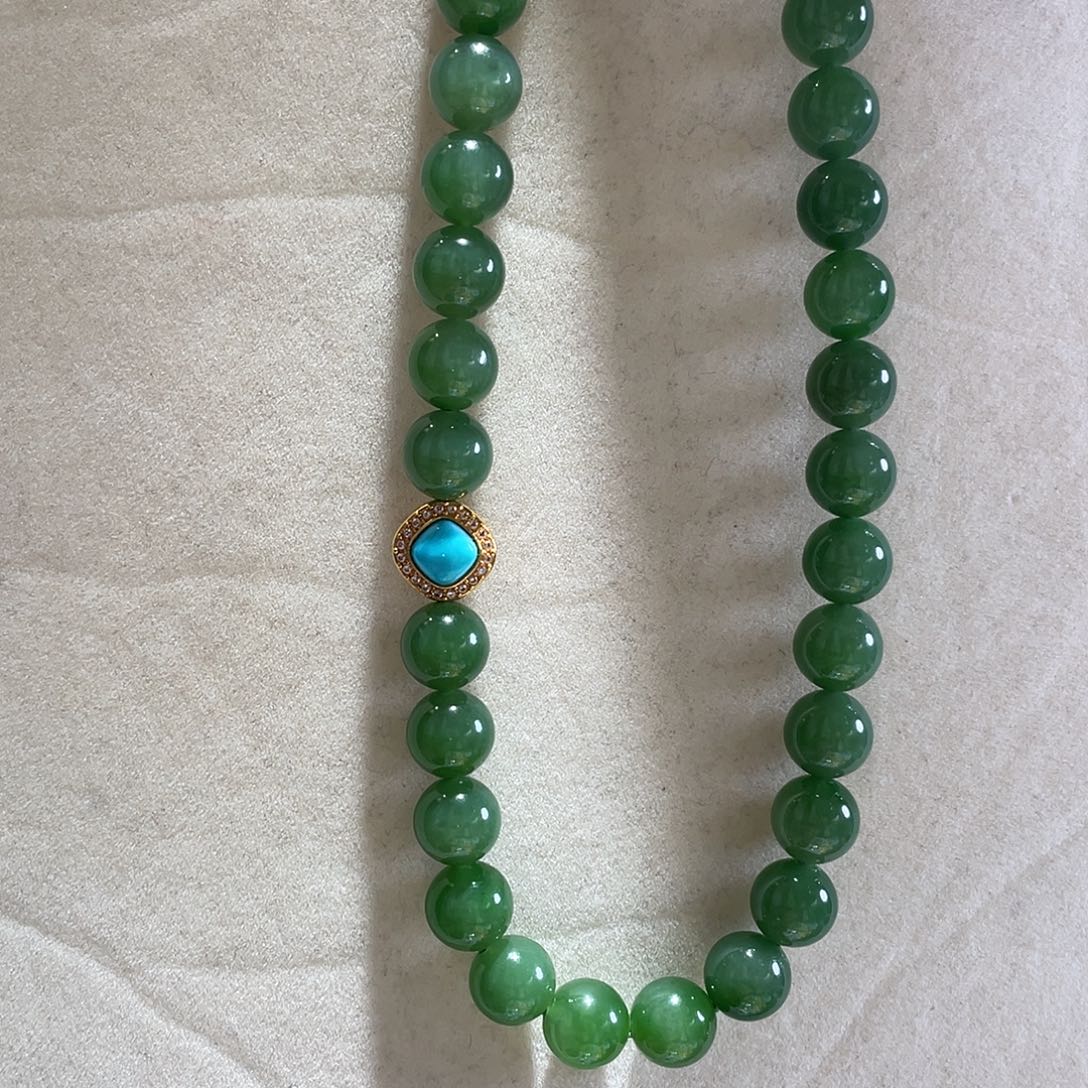 y***r和田玉（碧玉）未镶嵌颈饰大气款