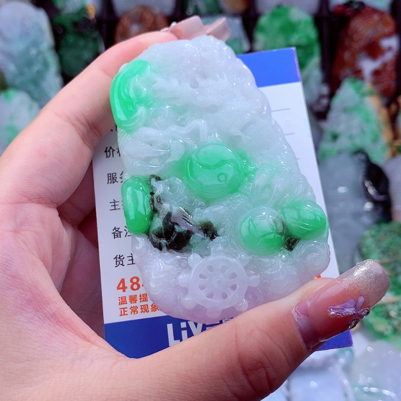 【闪购商品】翡翠颈饰未镶嵌挂件