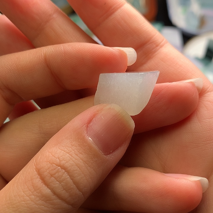 翡翠颈饰未镶嵌料子