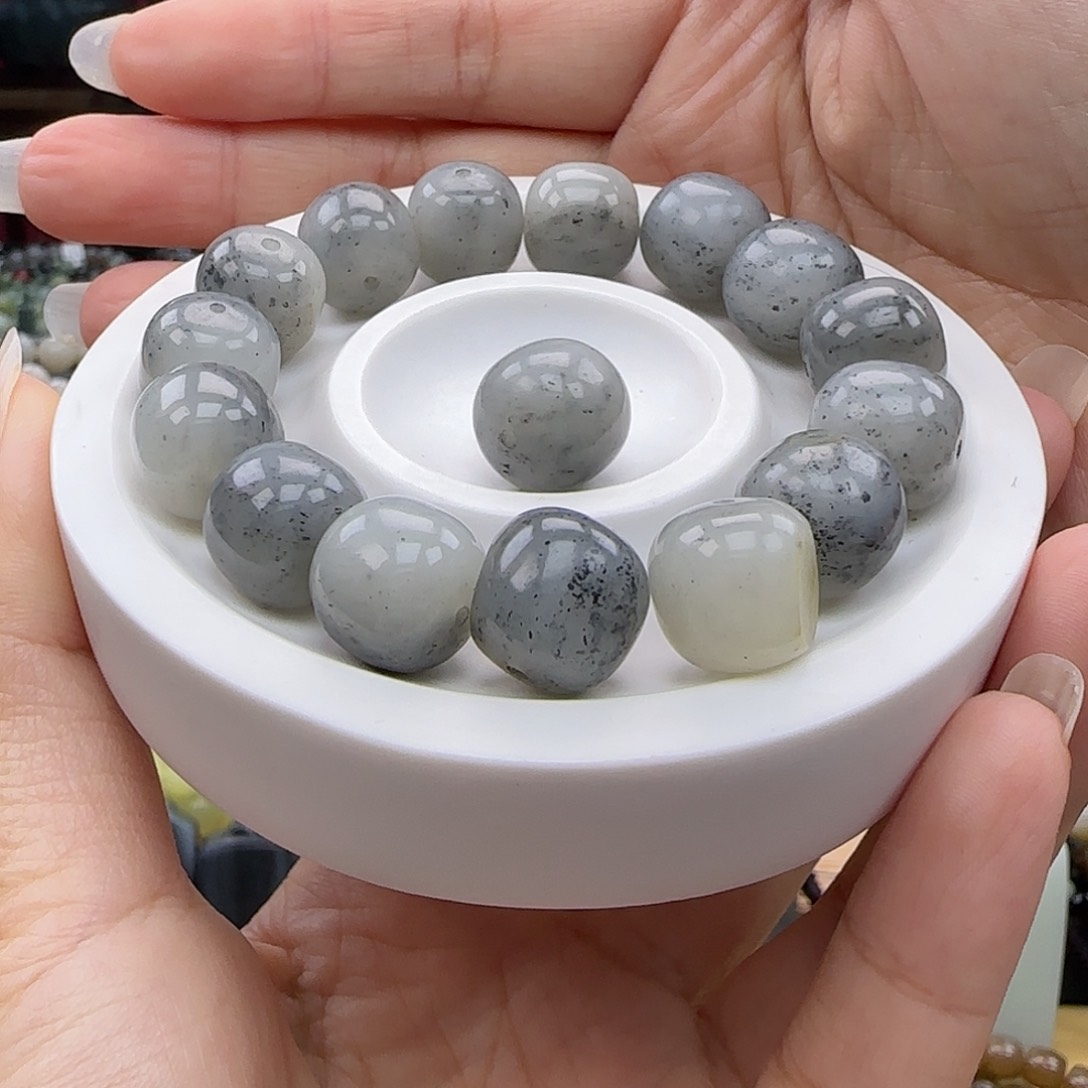 和田玉手链未镶嵌