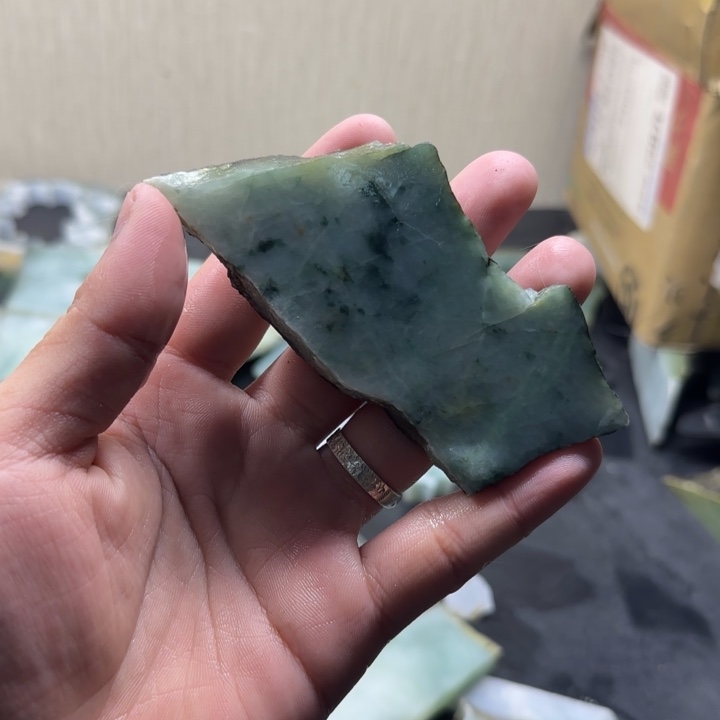 翡翠未镶嵌颈饰纯天然缅甸翡翠