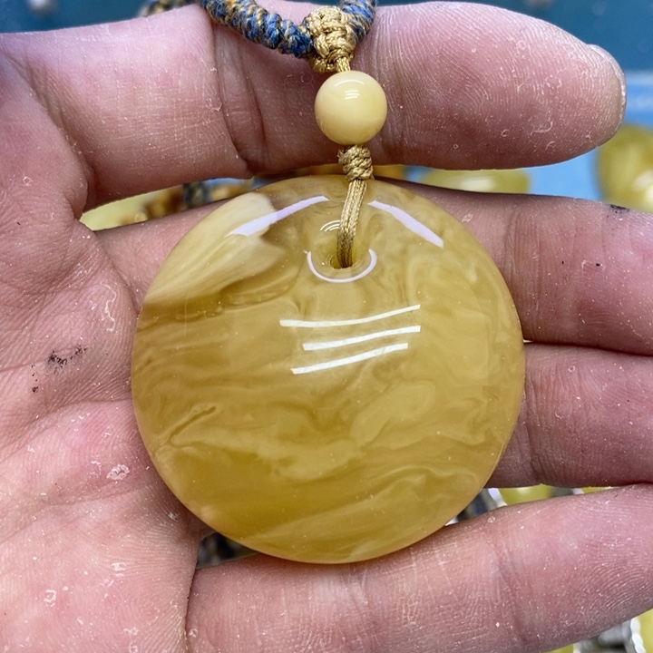 蜜蜡裸石未镶嵌吊坠