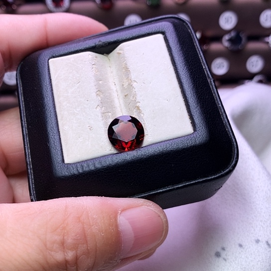 石榴石裸石未镶嵌兆*