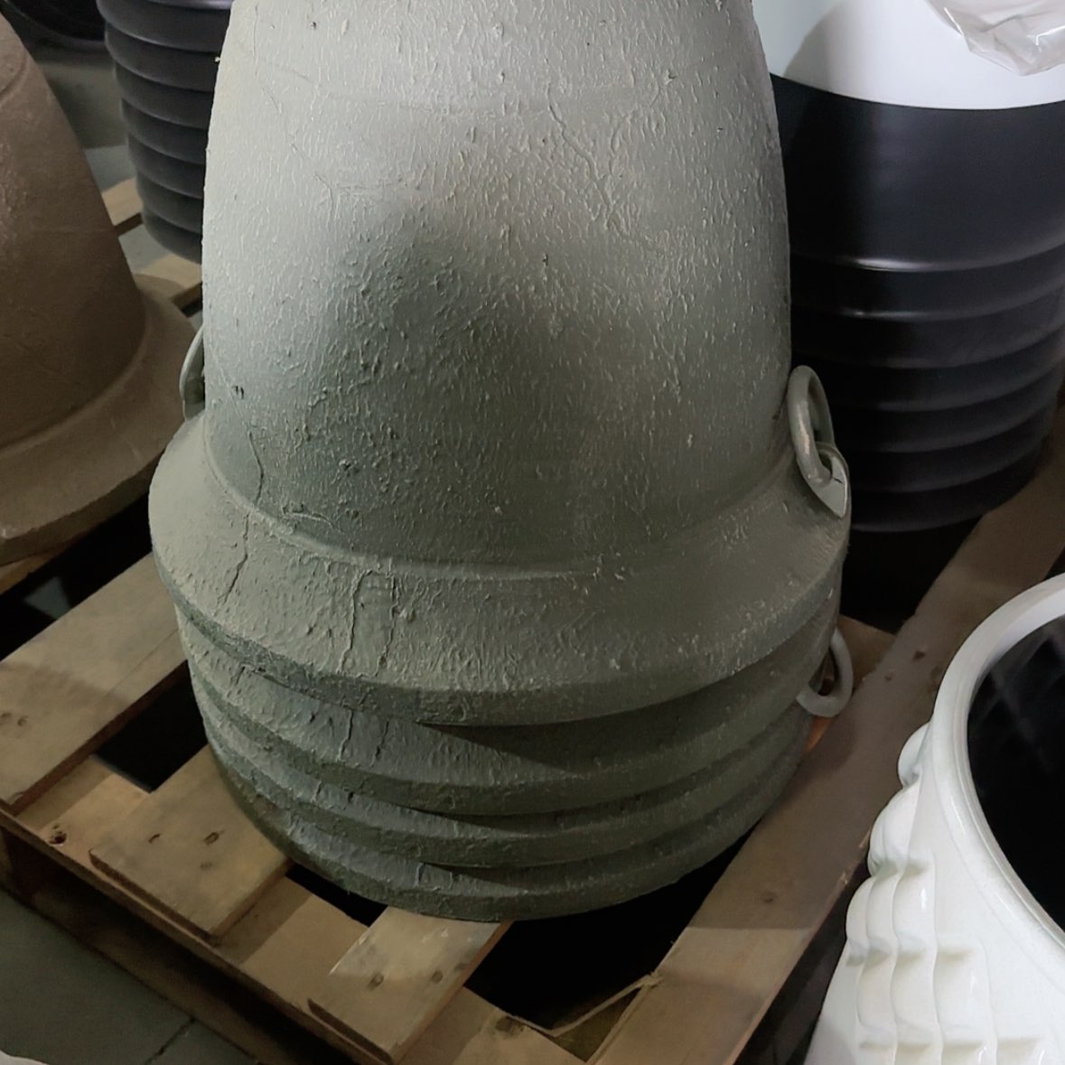 【闪购商品】?**咖石头耳朵盆4个