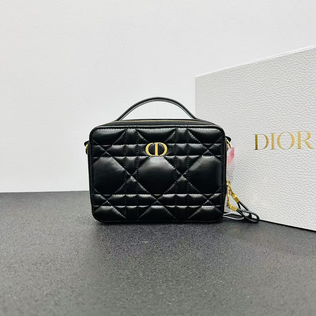 未使用 DIOR/迪奥 壹所奢品/caro 相机包黑金 斜跨包 全新 元旦