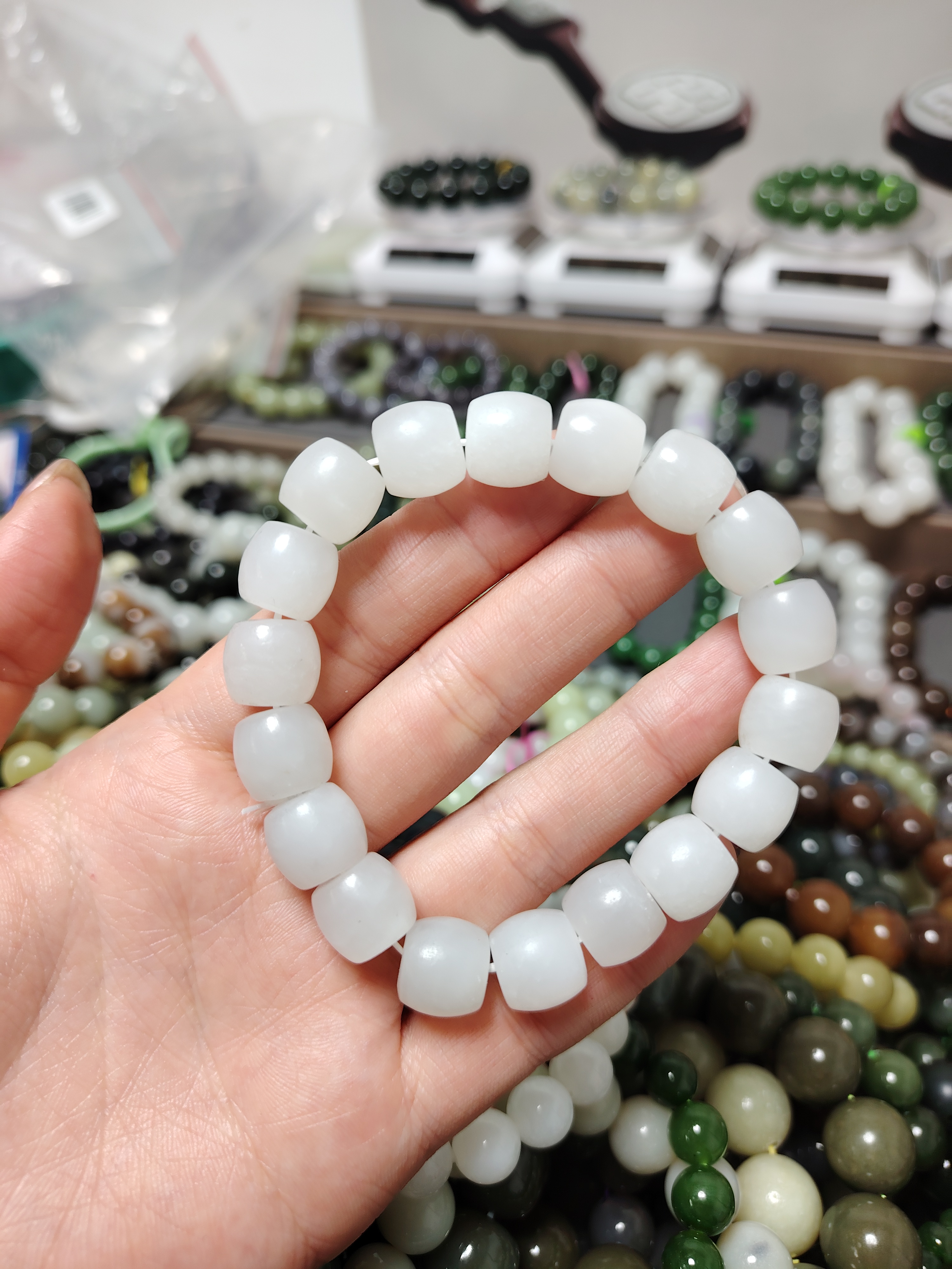 和田玉新疆料卡12mm手串