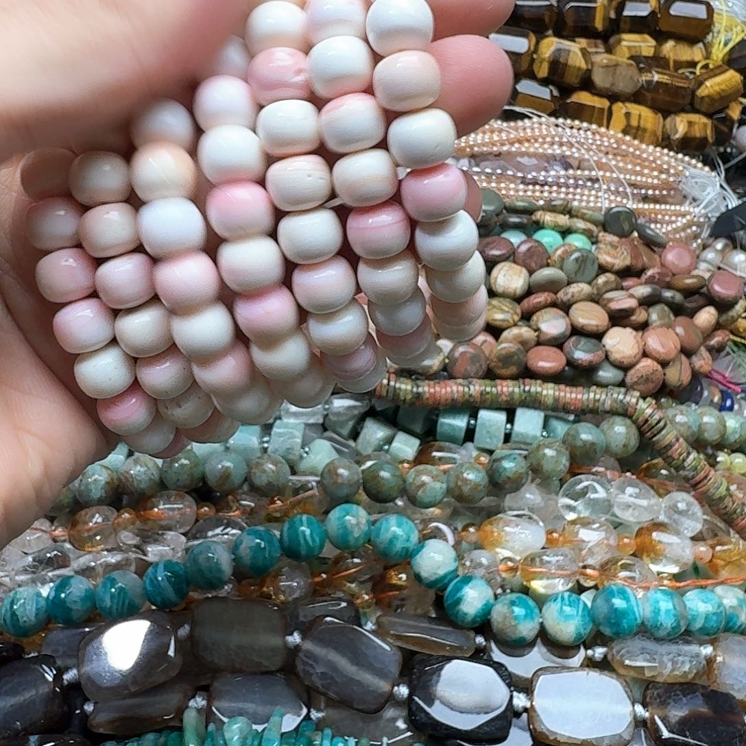 玛瑙/玉髓未镶嵌珠宝半成品一条9mm女贝手串