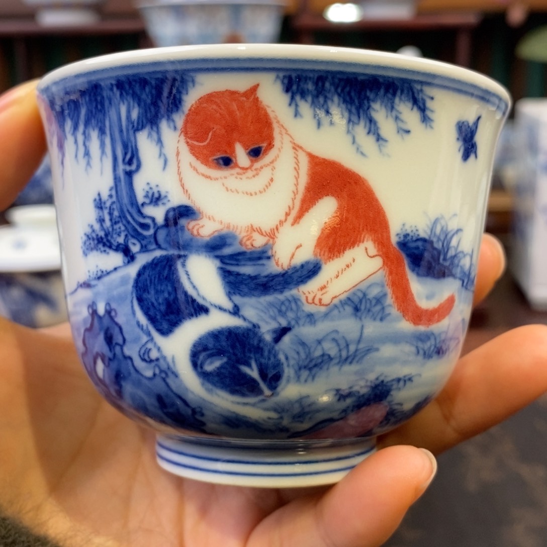 微瑕福利狸猫手握杯