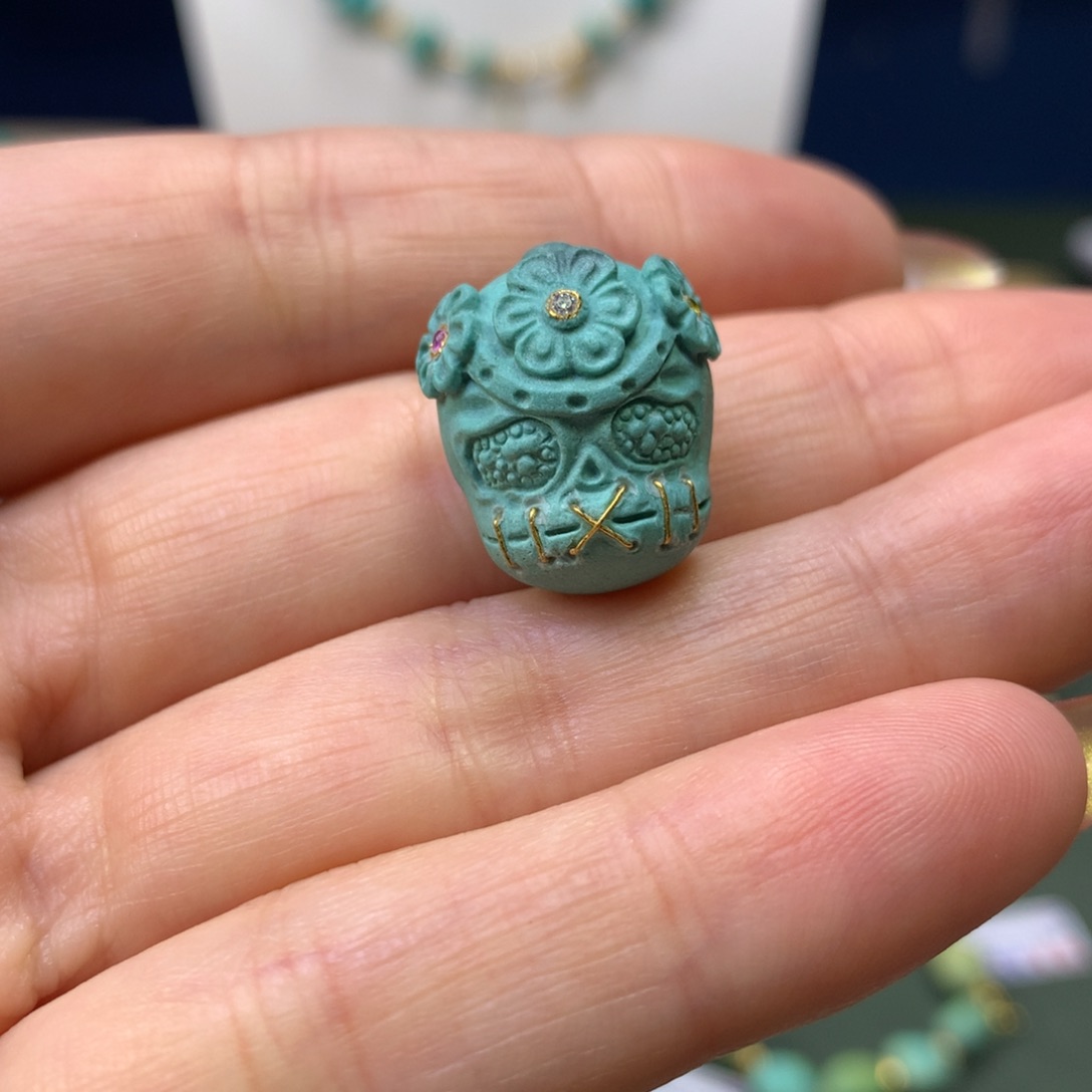 绿松石吊坠未镶嵌