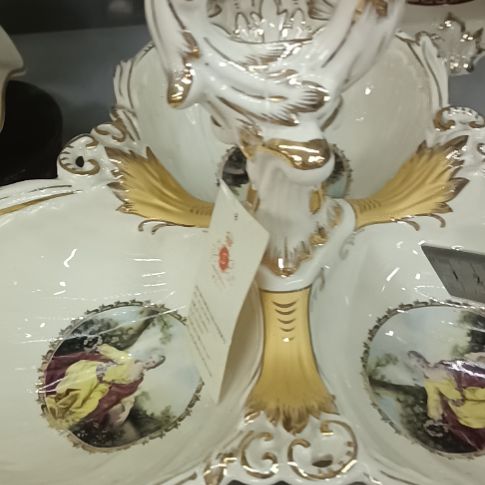 陶瓷瑕摆。。。。。。。。。。。。