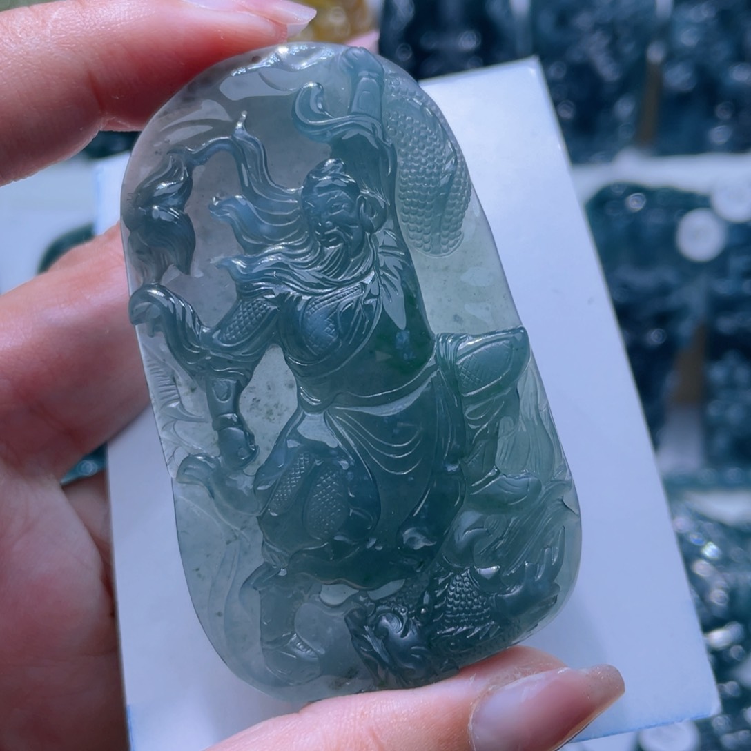 翡翠颈饰未镶嵌平**福