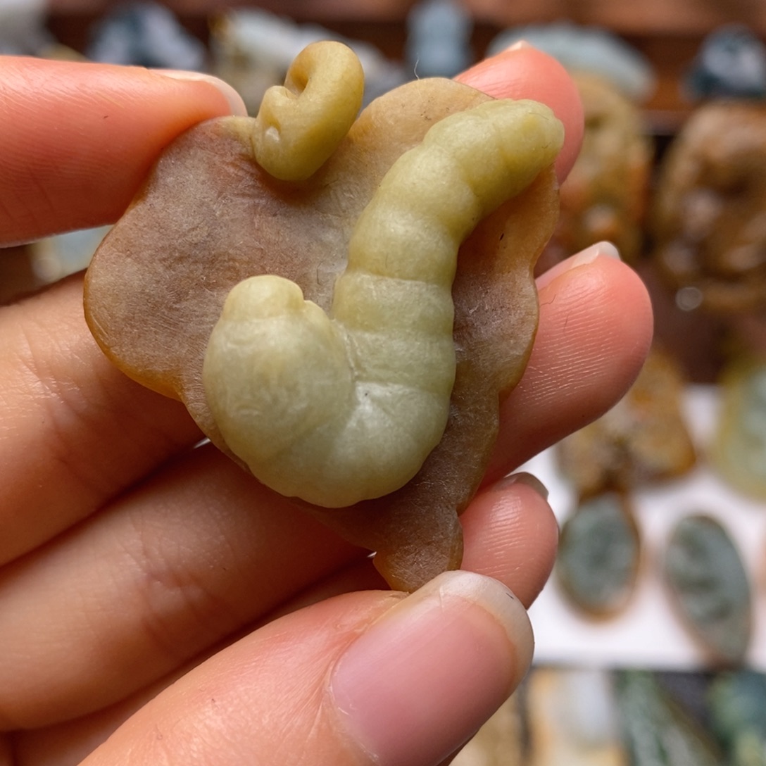 定制翡翠未镶嵌翡翠