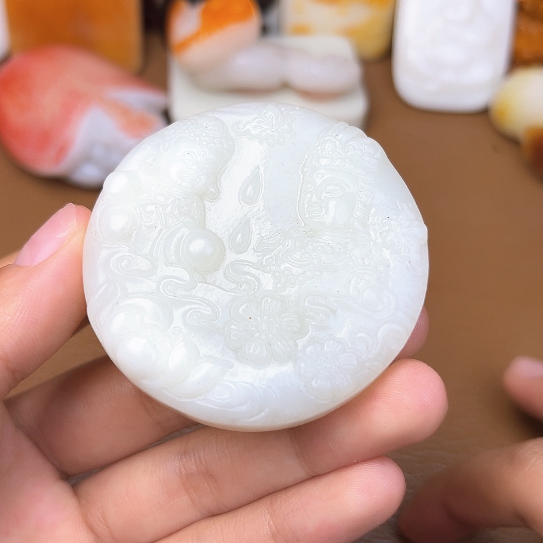 和田玉颈饰未镶嵌