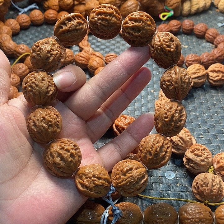 文玩核桃手串官帽