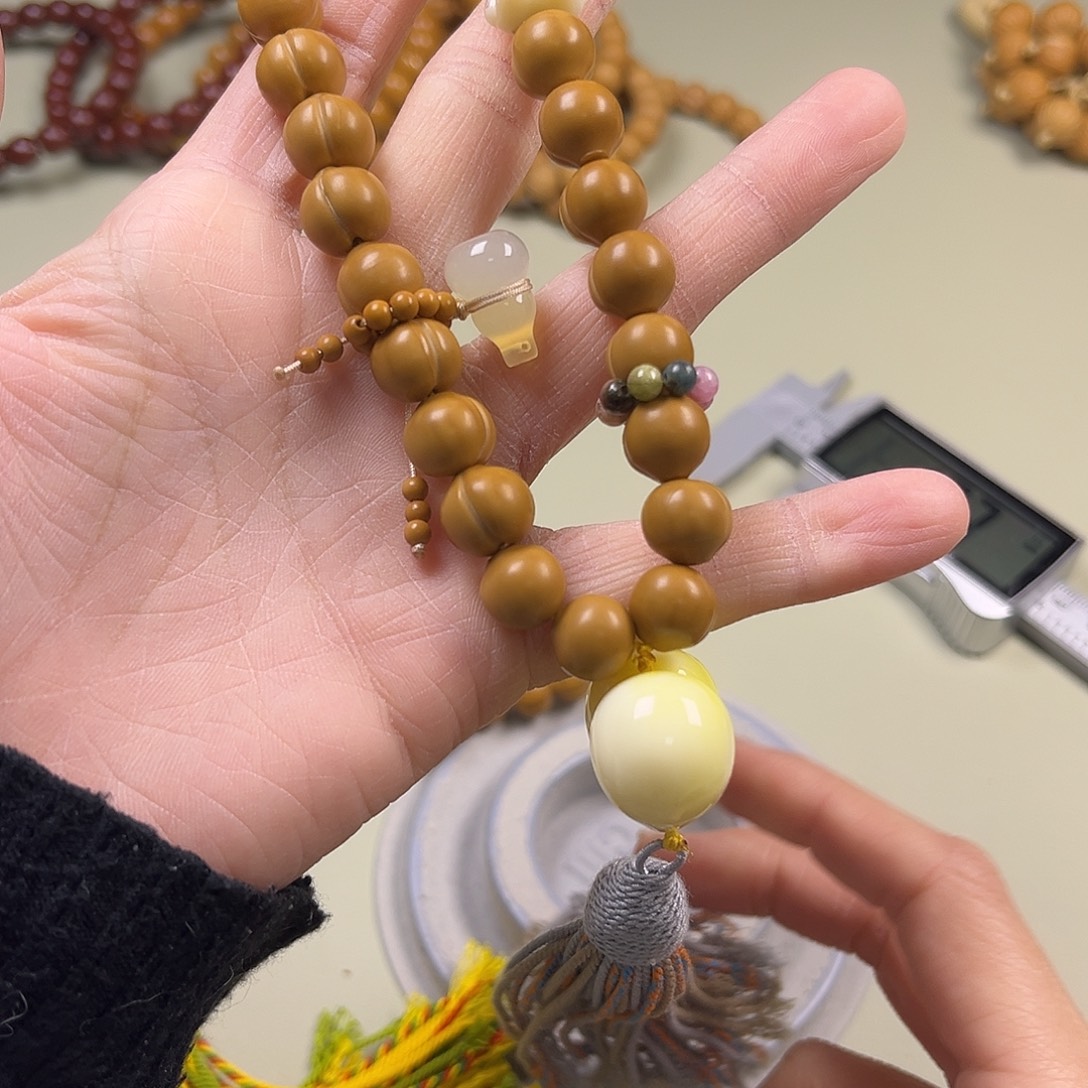 猴头核桃吊坠全品10➕屁桃