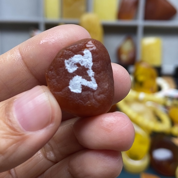 琥珀未镶嵌裸石原石