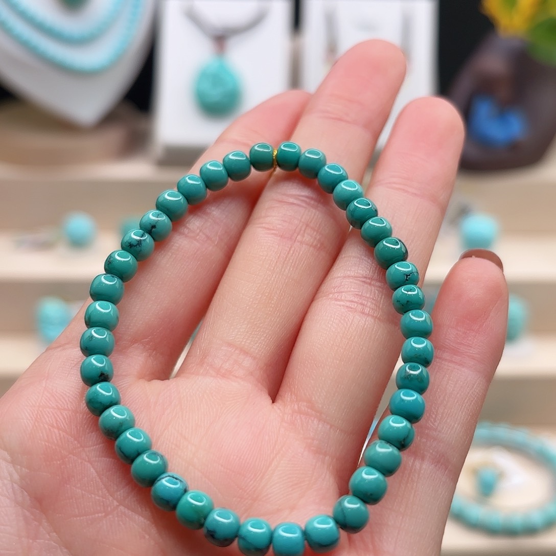 绿松石配饰未镶嵌