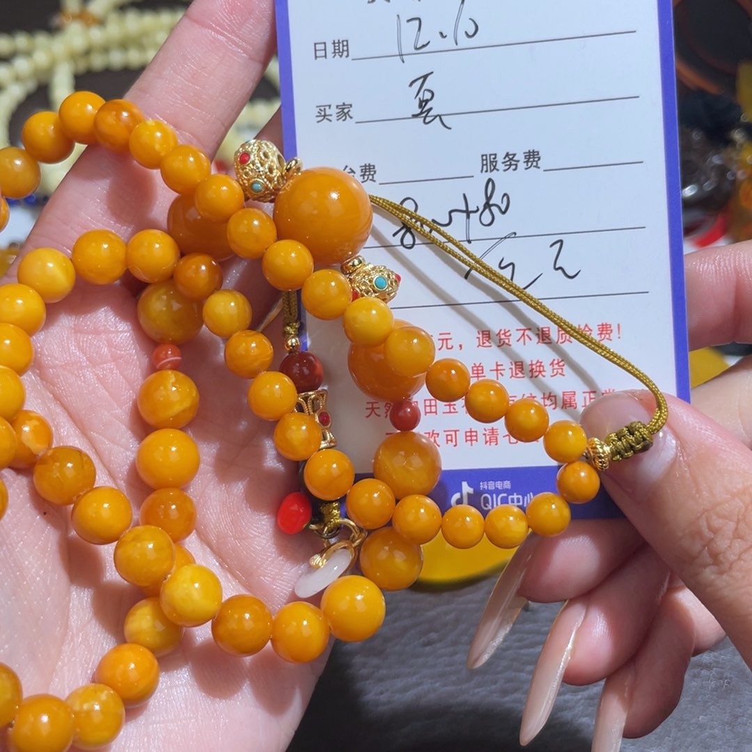 蜜蜡颈饰未镶嵌真**待不退