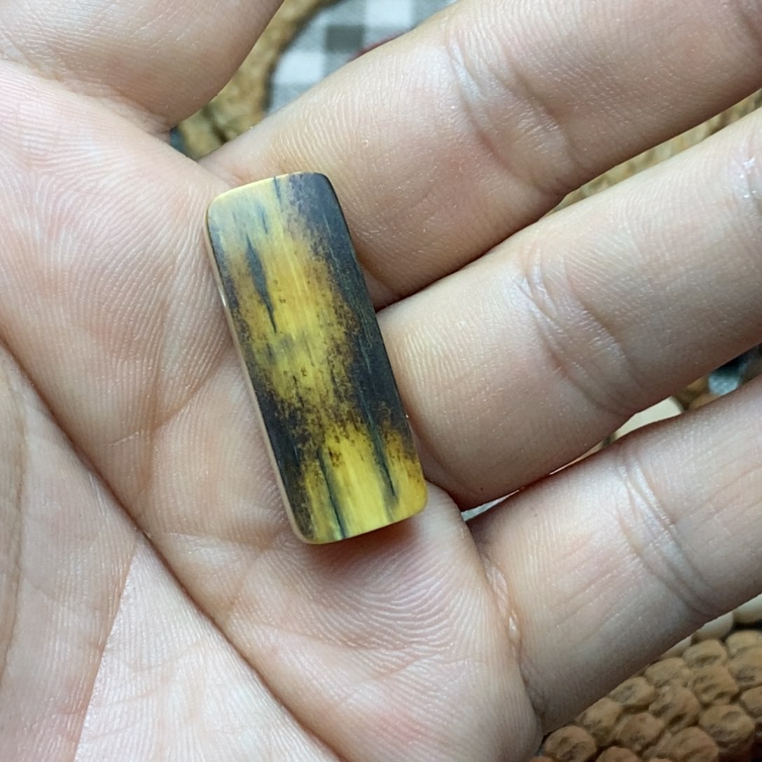 柏香籽/百香籽吊坠12.3*6.8*32mm