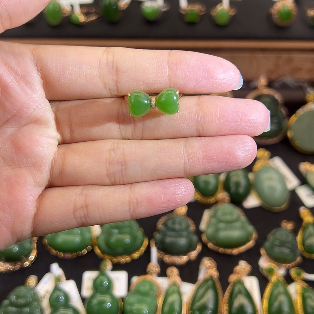 和田玉（碧玉）18K金镶嵌戒指