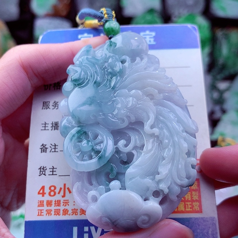 【闪购商品】翡翠颈饰未镶嵌天然