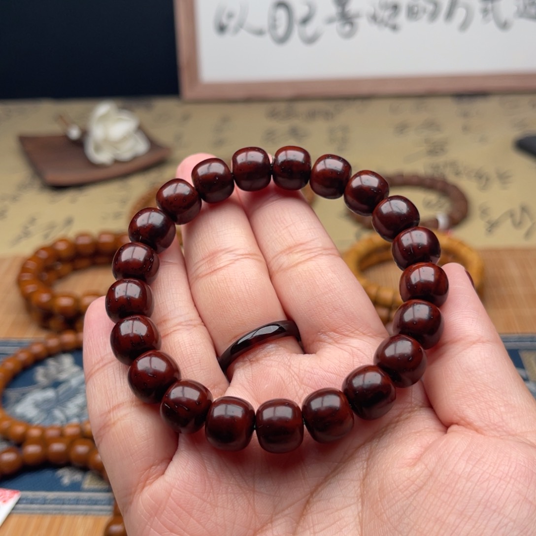 紫金鼠手串?**。实心老型11➕