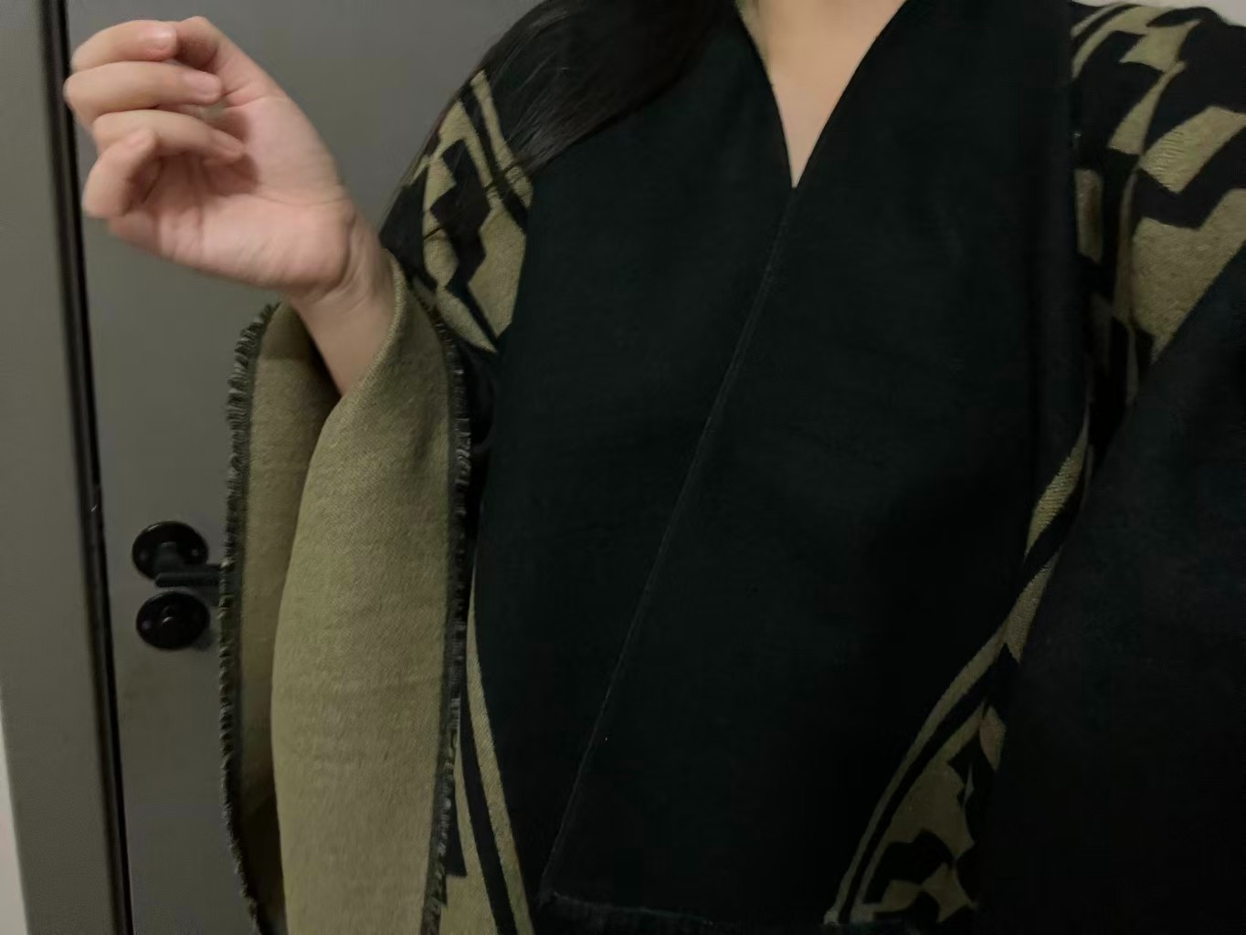 内蒙古厂家直邮羊羔毛新款大披肩双面百搭轻奢秋冬空调房外搭保暖