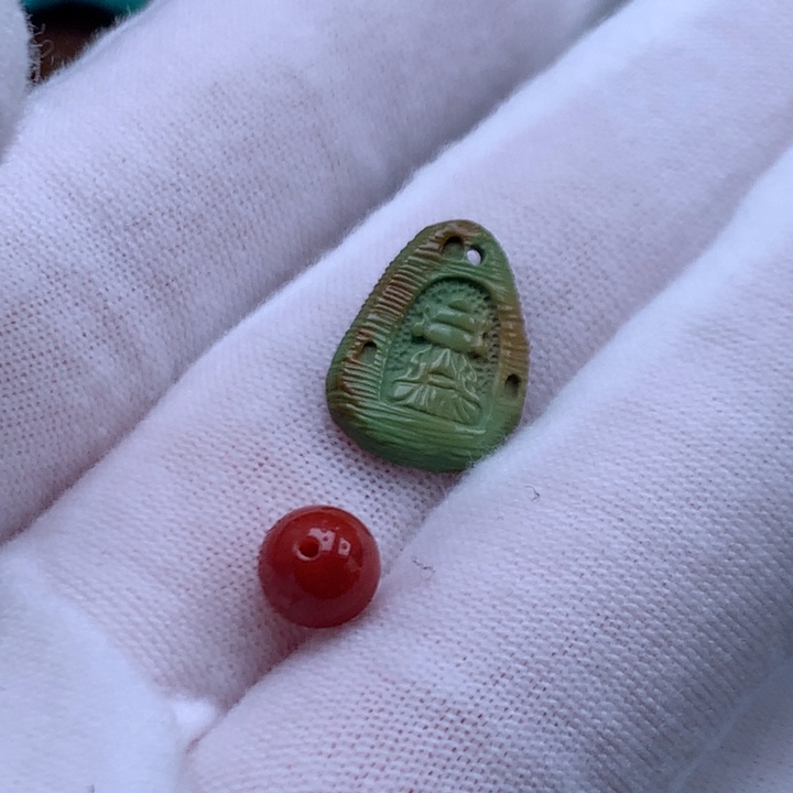 南红玛瑙未镶嵌珠宝奇石