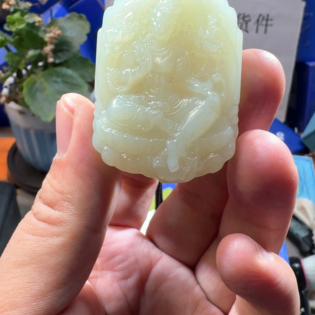 和田玉（糖玉）未镶嵌颈饰