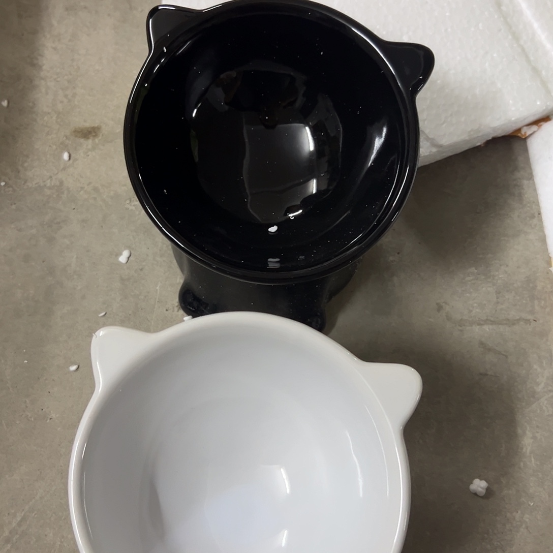 瓷正品宠物碗黑色白色