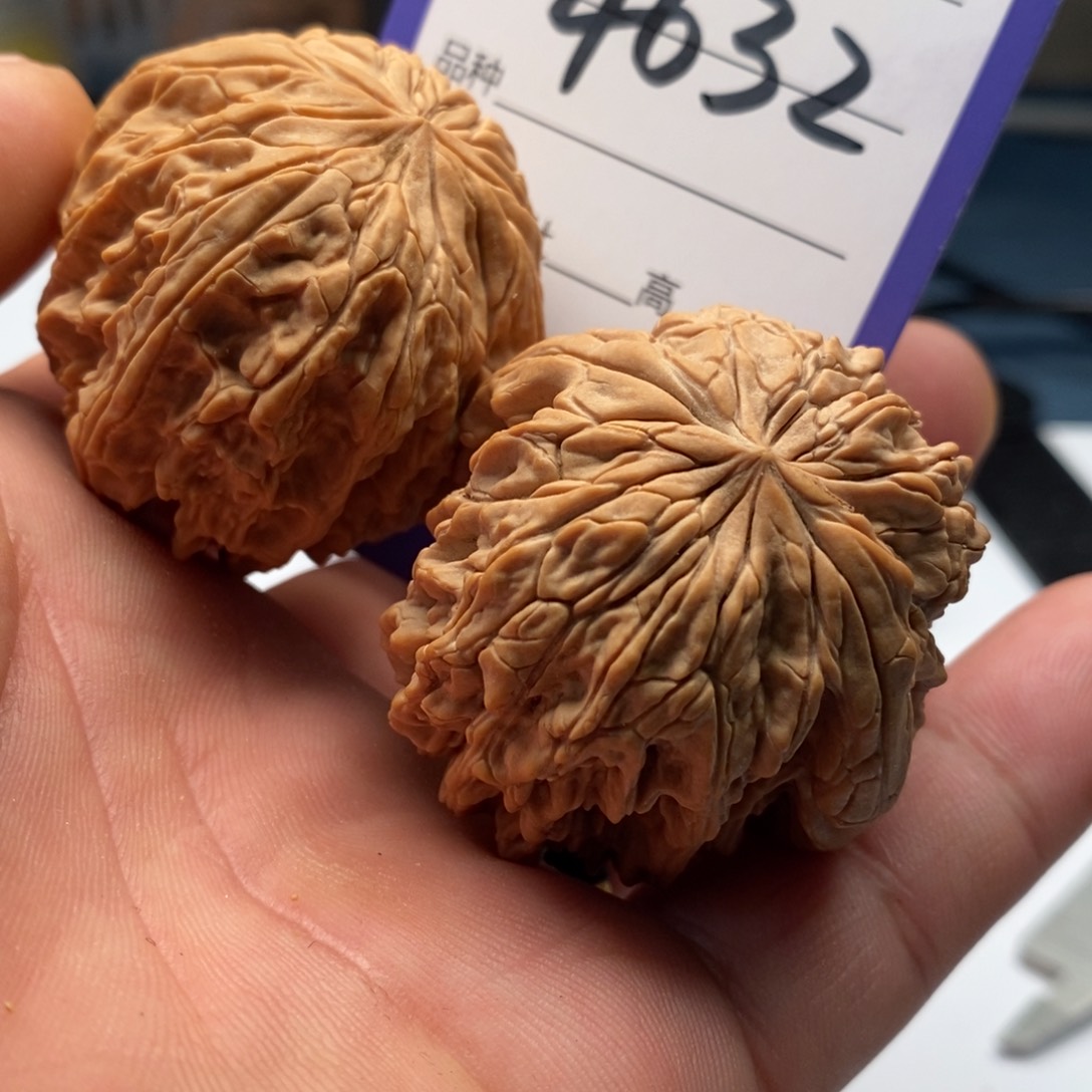 文玩核桃吊坠4632