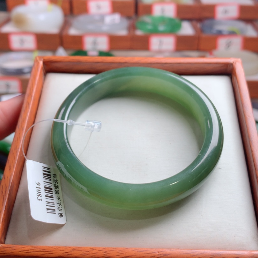 【闪购商品】和田玉手镯未镶嵌55.4