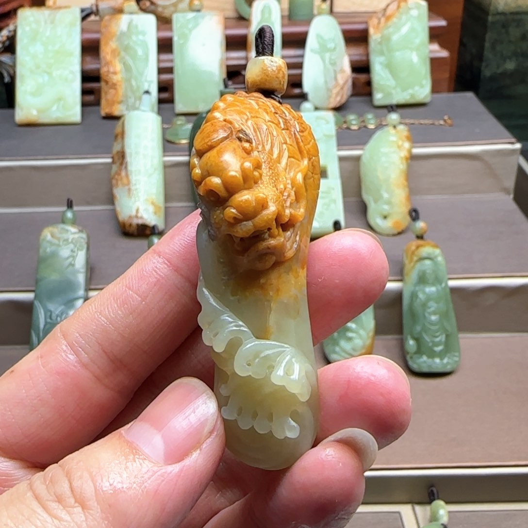 岫岩河磨玉（透闪石质玉）挂件未镶嵌@**风