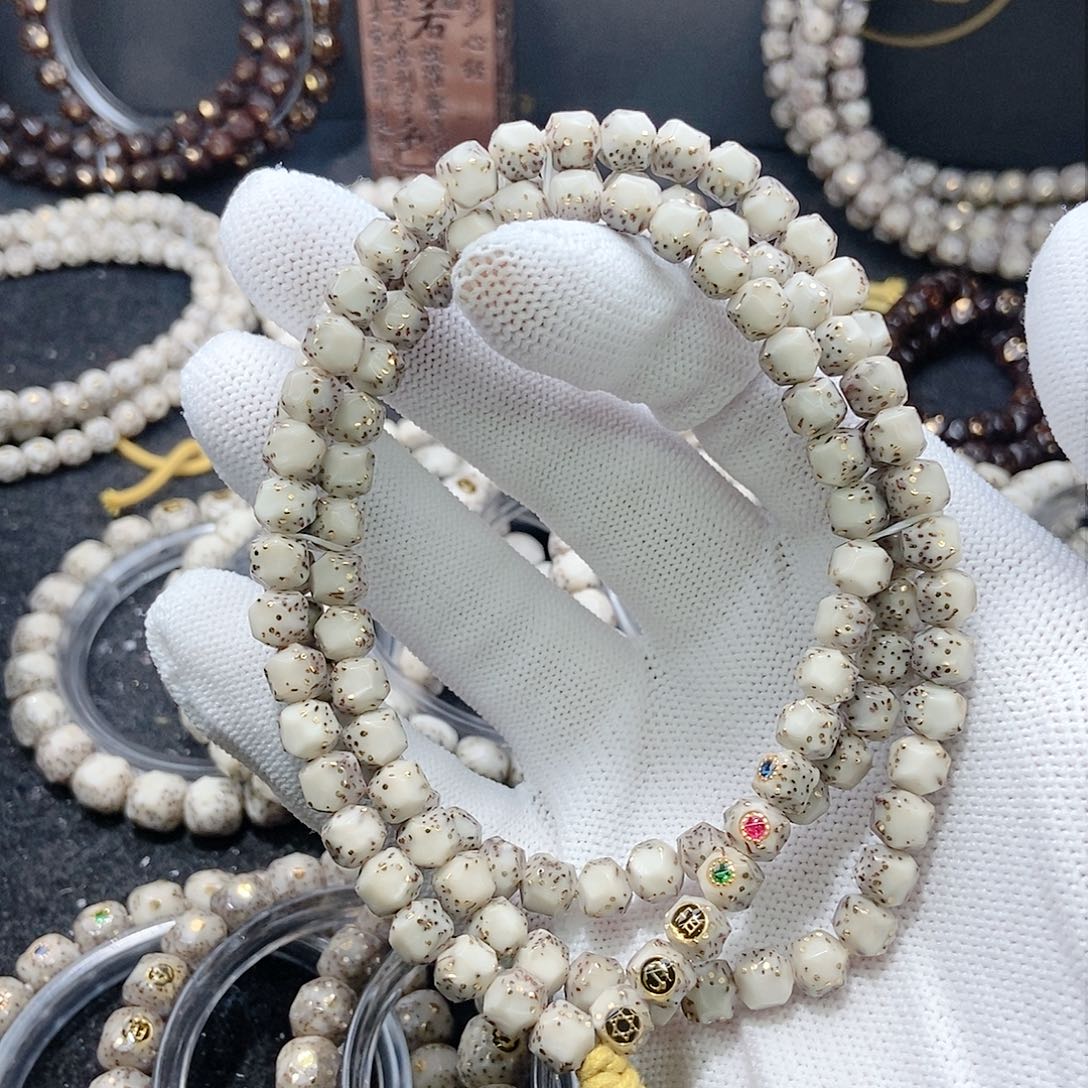 星月菩提吊坠蛋***光星月