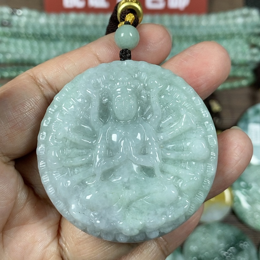 【闪购商品】翡翠颈饰未镶嵌玉吊坠翡翠玉厚装千手观音