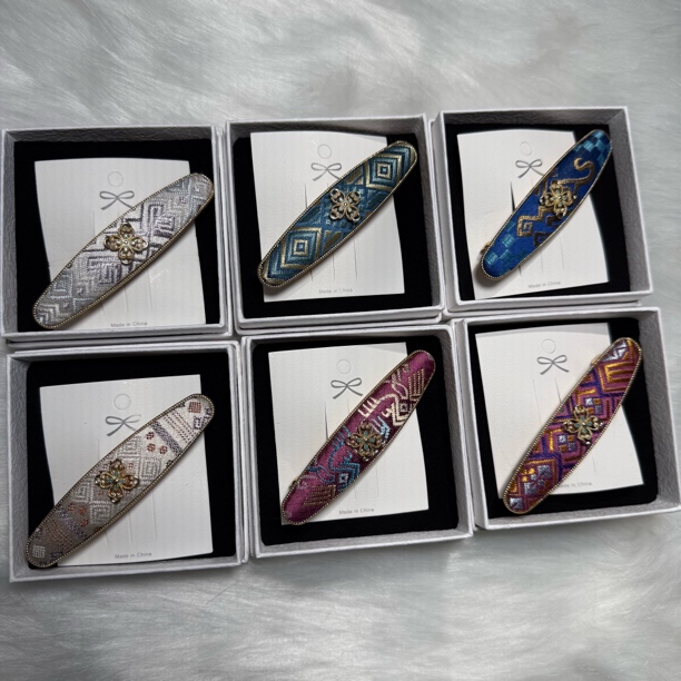 壮锦半扎发弹簧夹