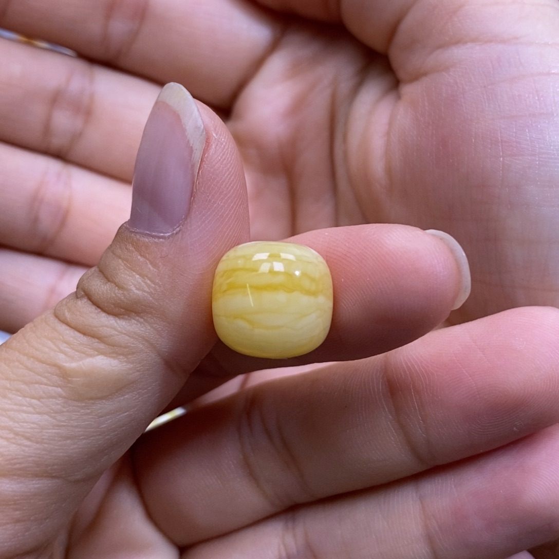 琥珀未镶嵌珠宝奇石13.5