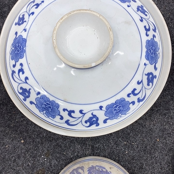 瓷片S****I上面有点小课一点点