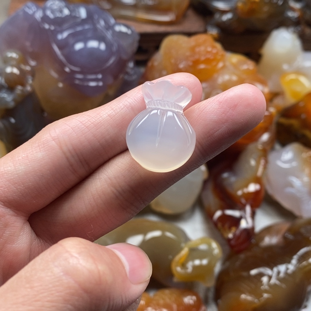 玛瑙/玉髓未镶嵌颈饰