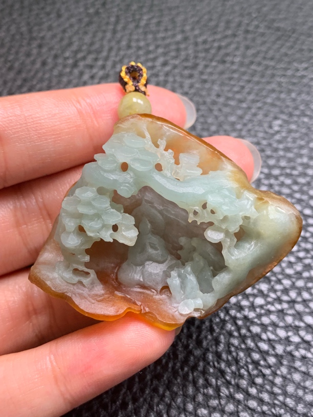 天然缅甸A货翡翠毛货特色镂空冰黄皮菩提悟道