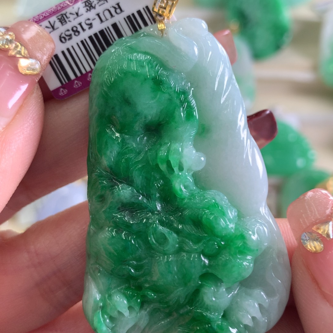 翡翠吊坠(不含链)18K金镶嵌