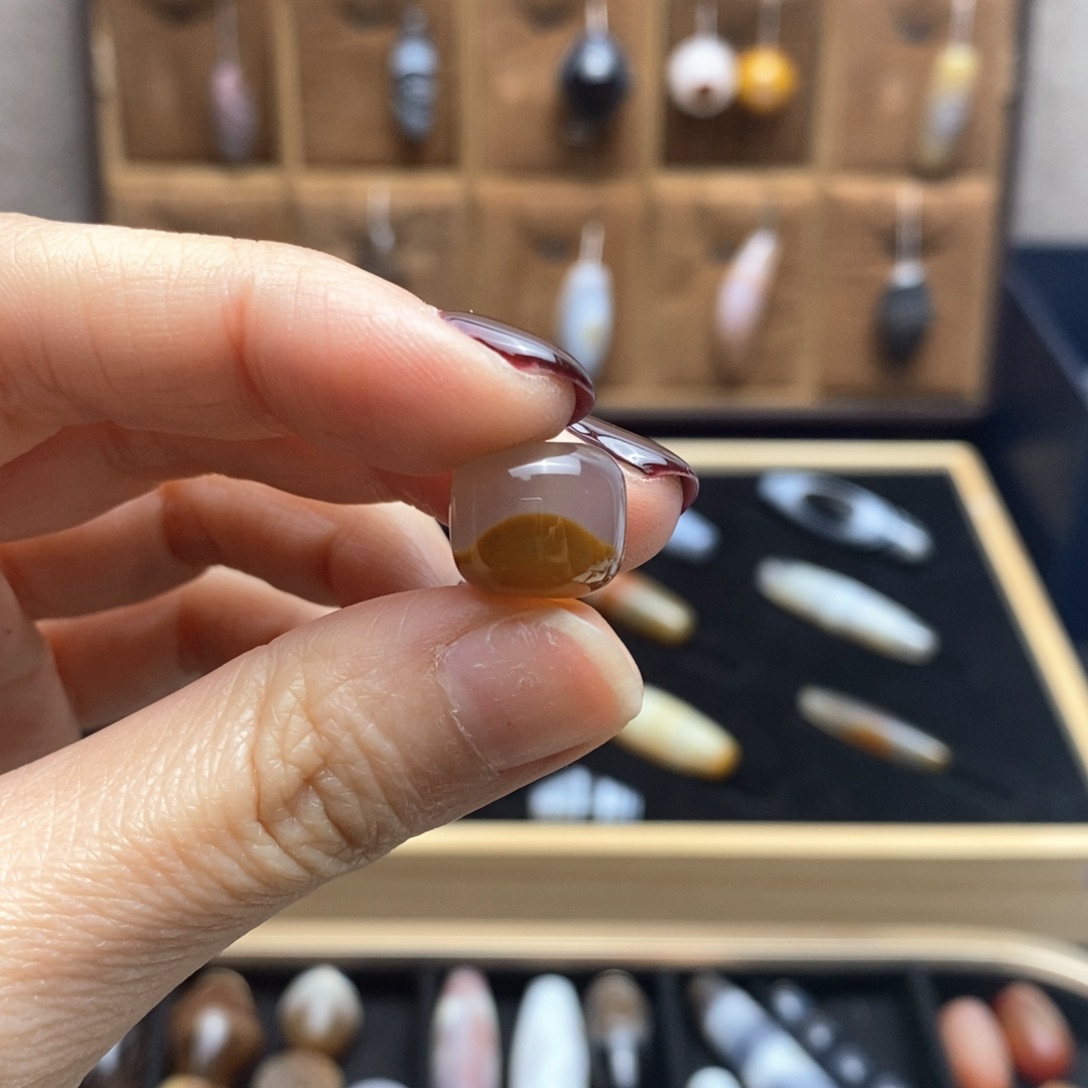 玛瑙/玉髓配饰合金