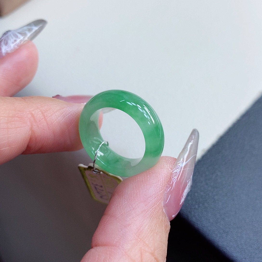 翡翠戒指未镶嵌9号