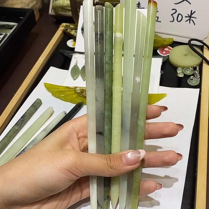 棒****蛇纹石玉合金发饰