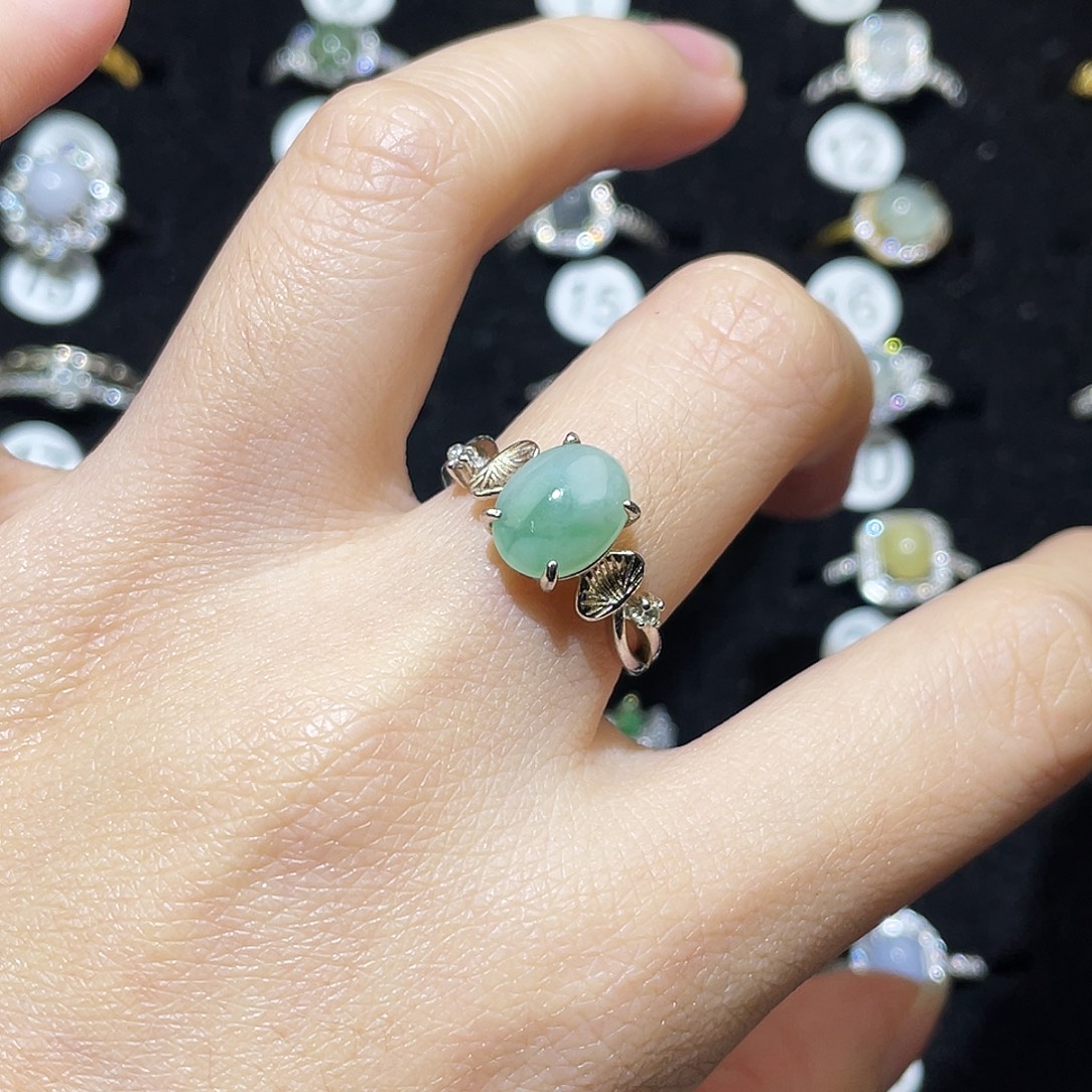 翡翠未镶嵌戒指戒指