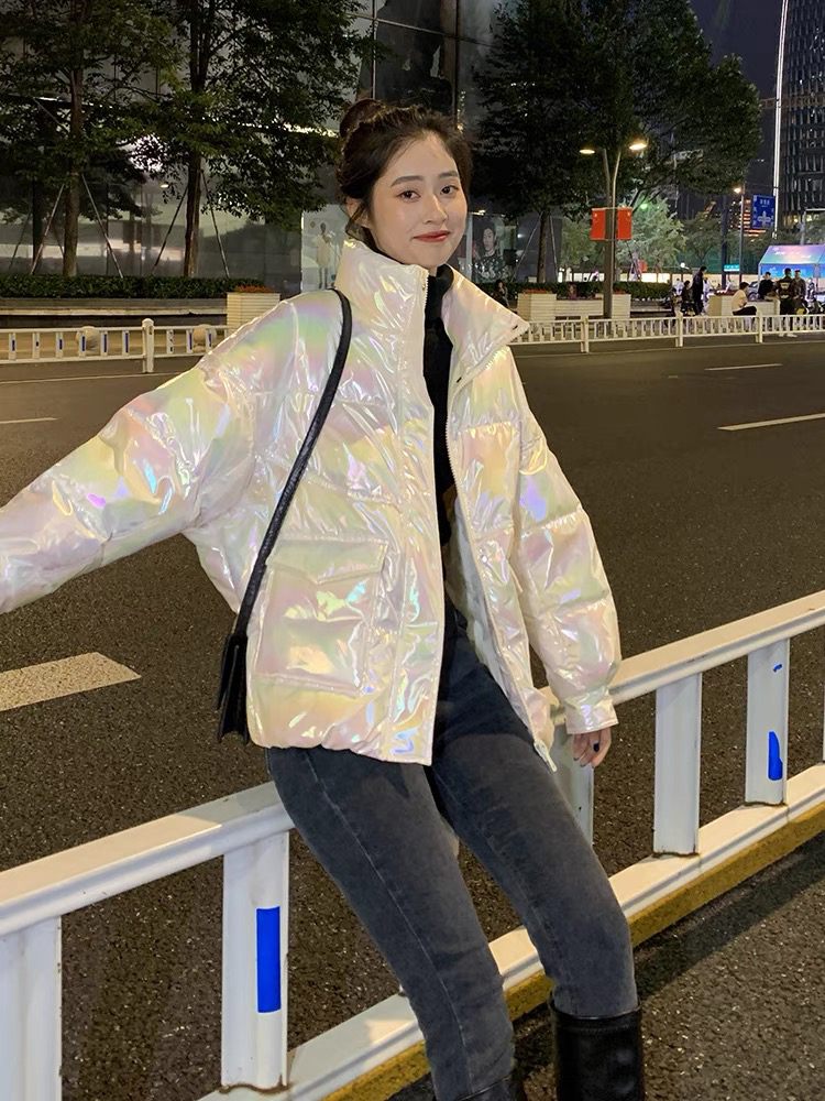 短款彩色羽纟戎服小个子冬季新款肯豆面包服