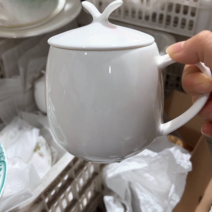 瓷片微瑕骨瓷纯白杯一个