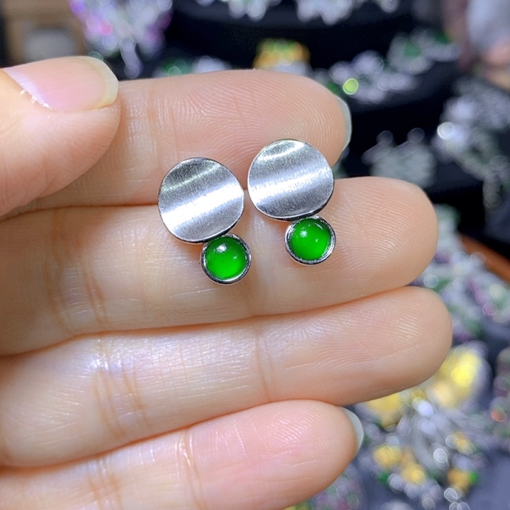 翡翠戒指银S925镶嵌天然翡翠